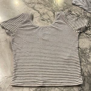 Hollis yet black and white ribbed stripped crop top
